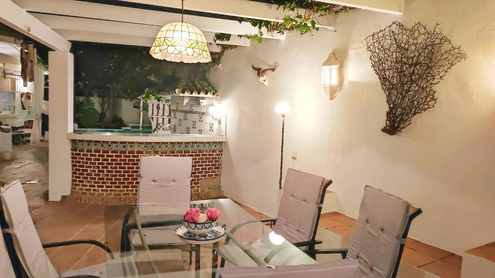 Villa With Private Pool A Stone'S Throw From The Port And Beach Of Benalmadena Spain